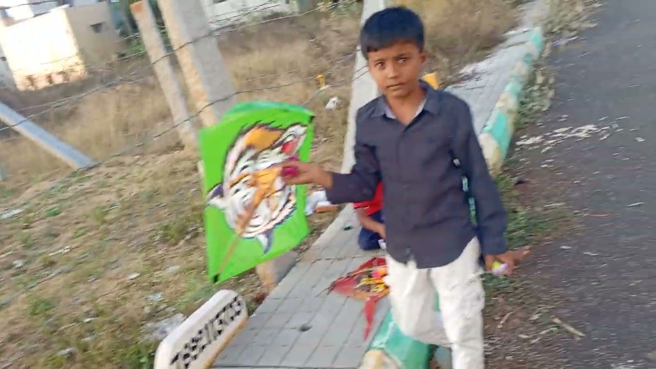 বন্ধুরা আর একটা নতুন ভিডিও আপনাদের ভালো লাগবে 