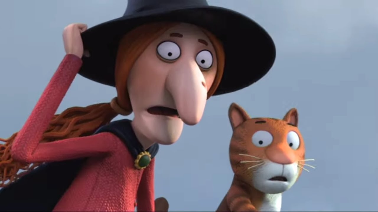 In Search For The Witches Bow ! Gruffalo World Room On The Broom