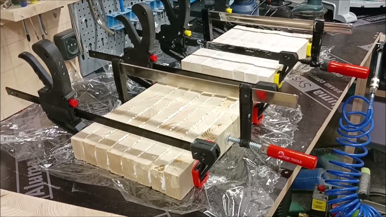 Склеил свой первый щит....