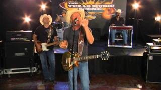 Kevin Fowler performs "Hell Yeah I Like Beer" on the Texas Music Scene chords