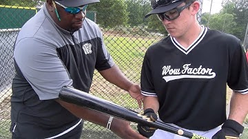 BASEBALL TIP OF THE WEEK - HOW TO PROPERLY BUNT