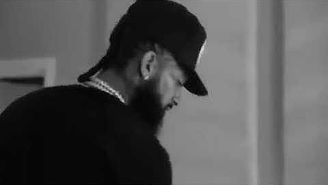 Nipsey Hussle & P Diddy, vibing in the studio !!!