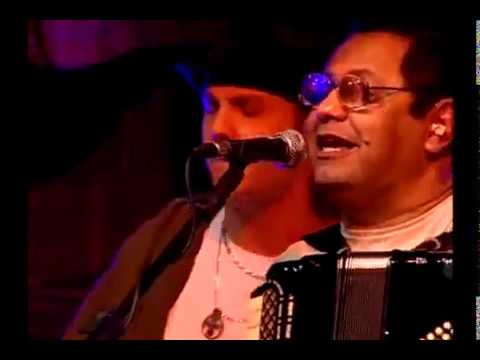 Assista: Trio Virgulino e Falamansa - Forró da Musa - DVD 26 anos