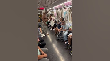 Thumbnail of New York ain't normal 😳