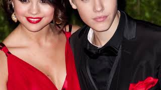 Selena Gomez Has Learned A Lot From Justin Bieber! | Perez Hilton