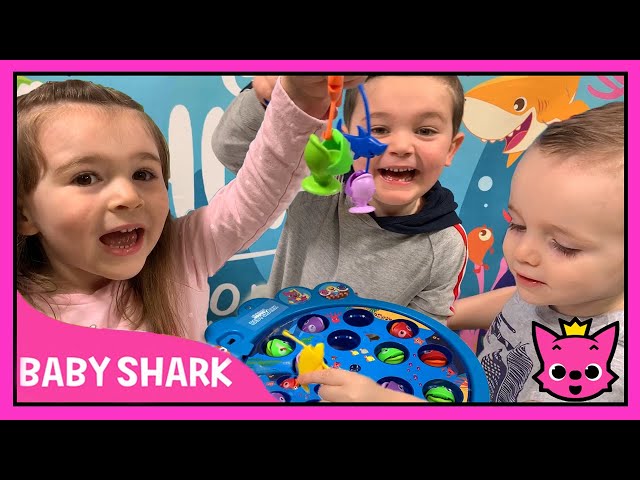 Pinkfong BABY SHARK Fishing Game, Let's Go Hunt!