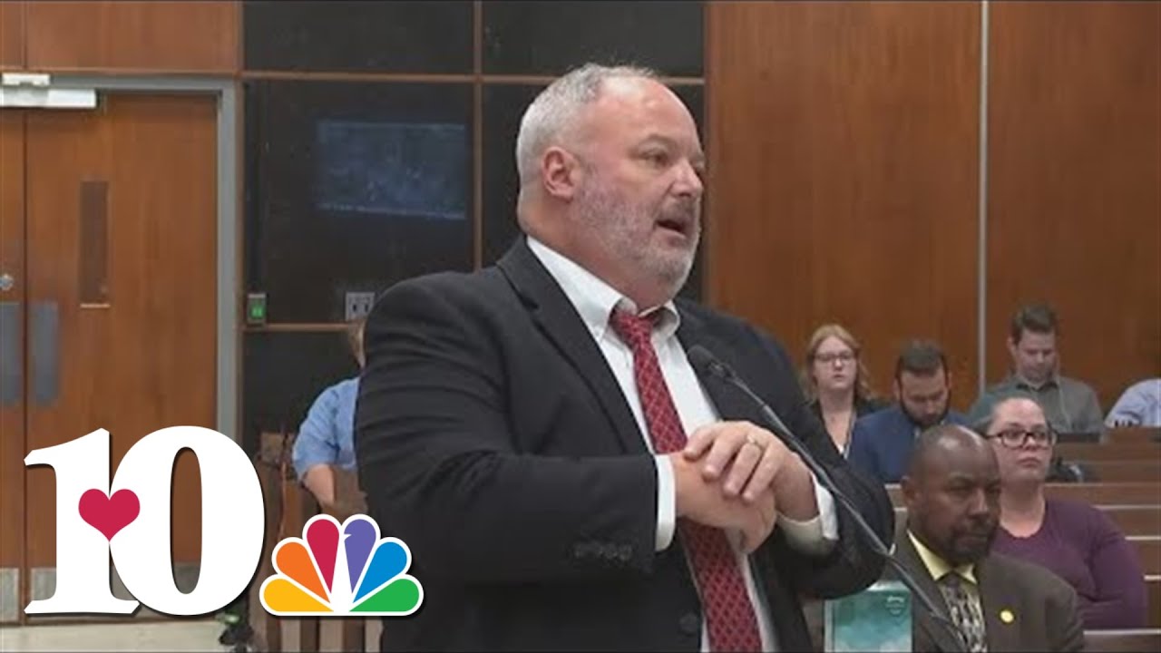Closing arguments underway in Oak Ridge murder trial - YouTube