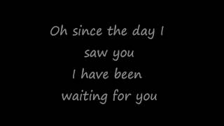 Video voorbeeld van "Leslie Grace-Be My Baby Lyrics"