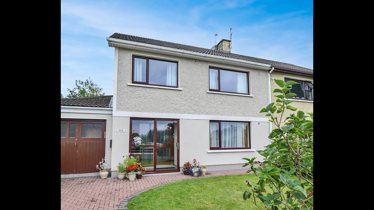 40 Collins Park, Ennis YouTube