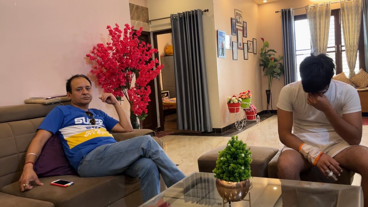 Cricket Match Mein Haath TOOT GAYA 😭 Papa Ko Bohut GUSSA Aa Gaya ‼️ CRICKET KIT BAHAR PHEK DI