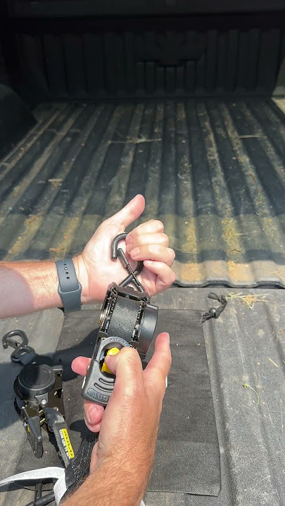 Retractable Ratchet Straps