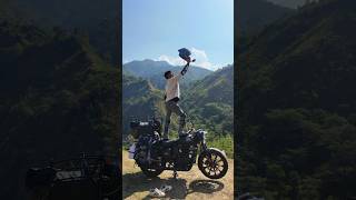Helmet के पीछे छुपी थी जन्नत 🏔️✨