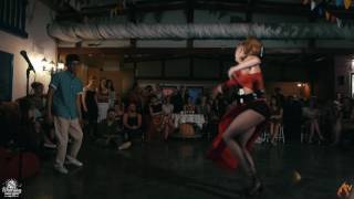Waacking Summer Sharing 2016 Beginners - 1/8 Мастер Шин vs. Вера Юрьевна(win)