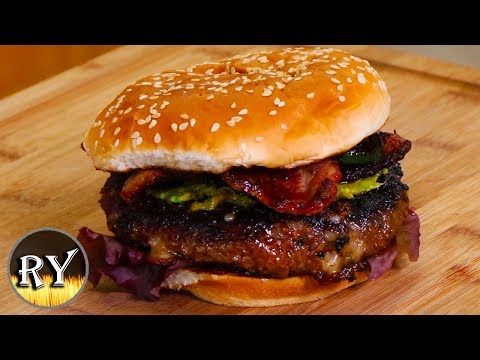 Video: Mausta Grillipeliäsi Tällä Chorizo Burger Reseptillä