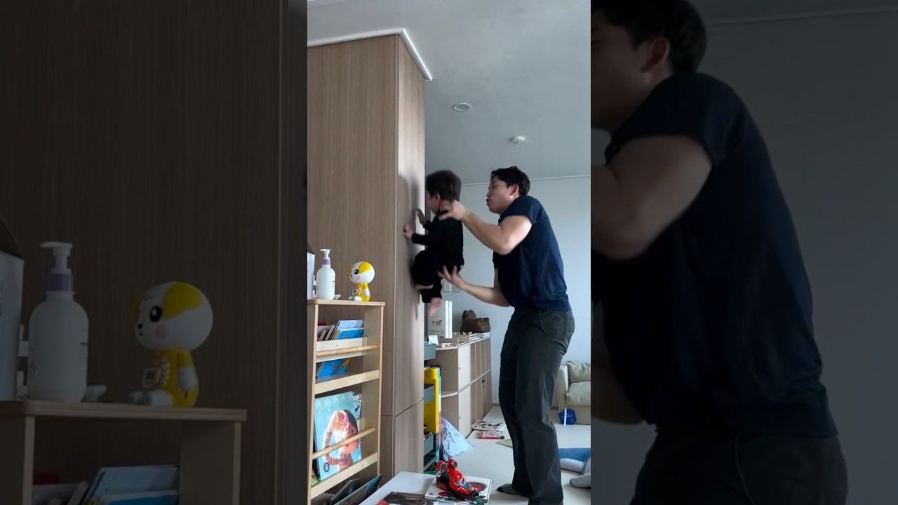 1 years old, 1 years later 🤷&zwj;♂️🤯 I don&rsquo;t know 🤷&zwj;♂️ why ????? #spiderman #arat #arathosseini