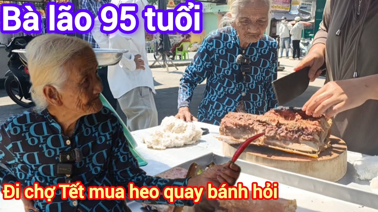 Bà lão 95 tuổi cắt lục bình , đi chợ Tết trà ôn mua heo quay  , bột kít kít tv family 