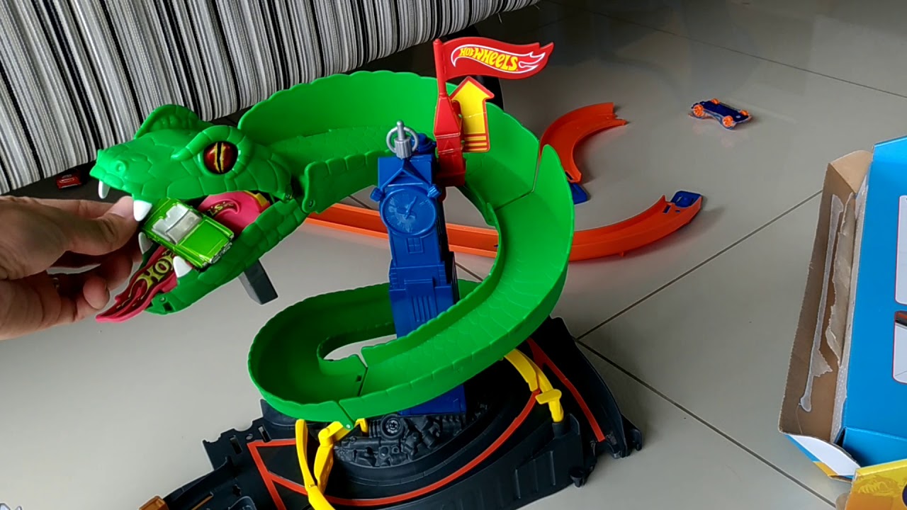 Pista Hot Wheels Ataque da Cobra