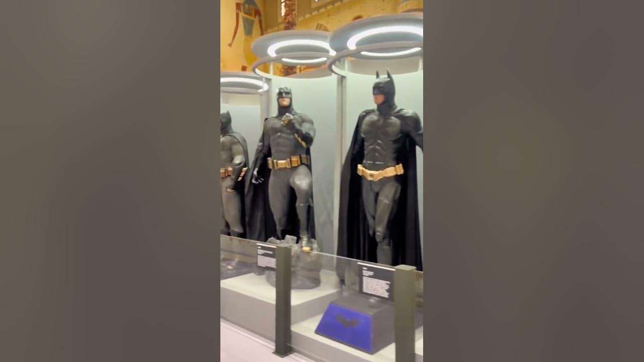 batman-at-dubai-iban-battuta-2023-batman-batmanarkhamknight