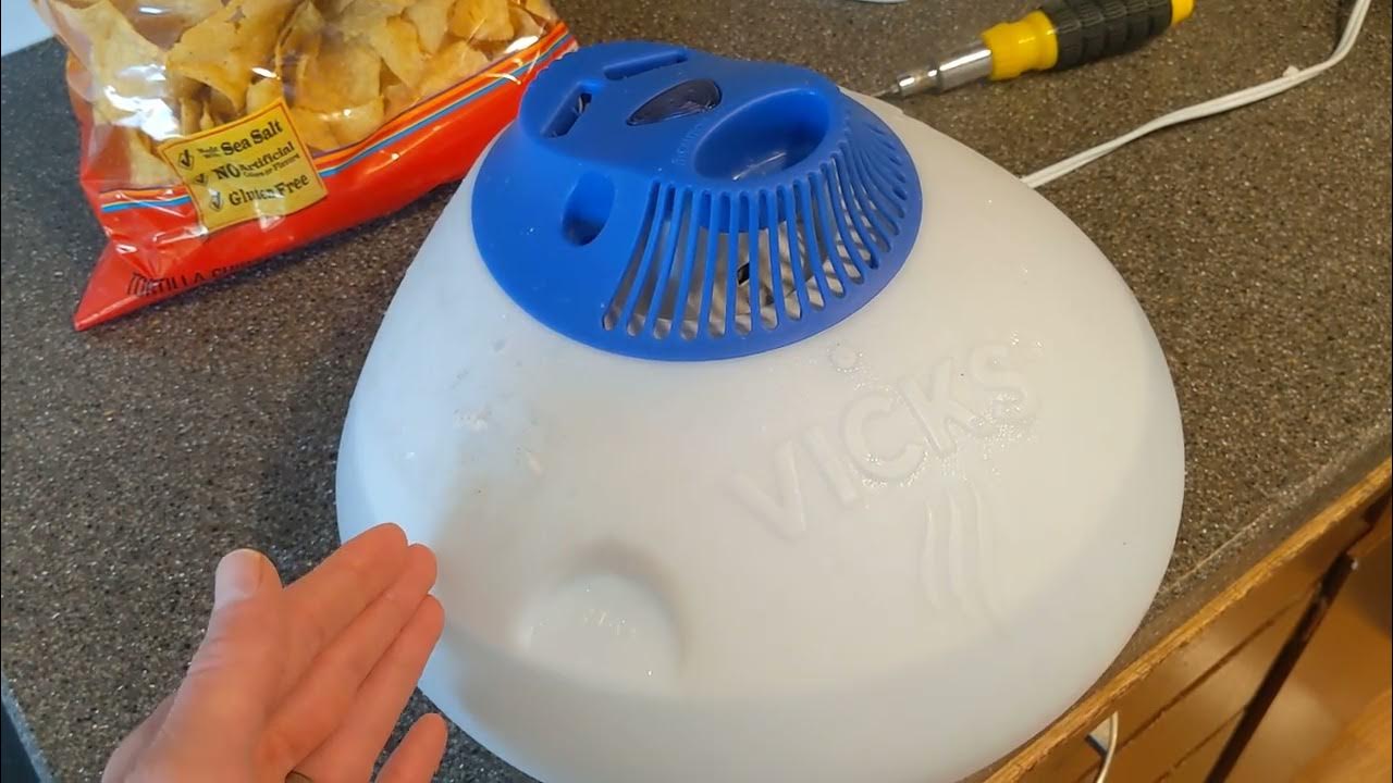 Vicks vaporizer spitting out water, how to fix. (no salt) YouTube