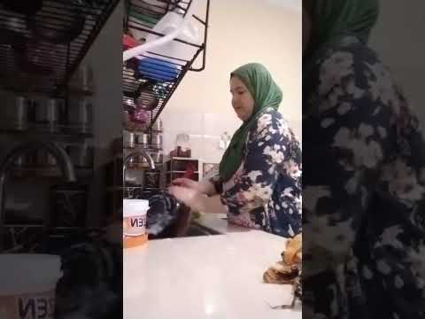 شغال مكايتسلاش يا ختي