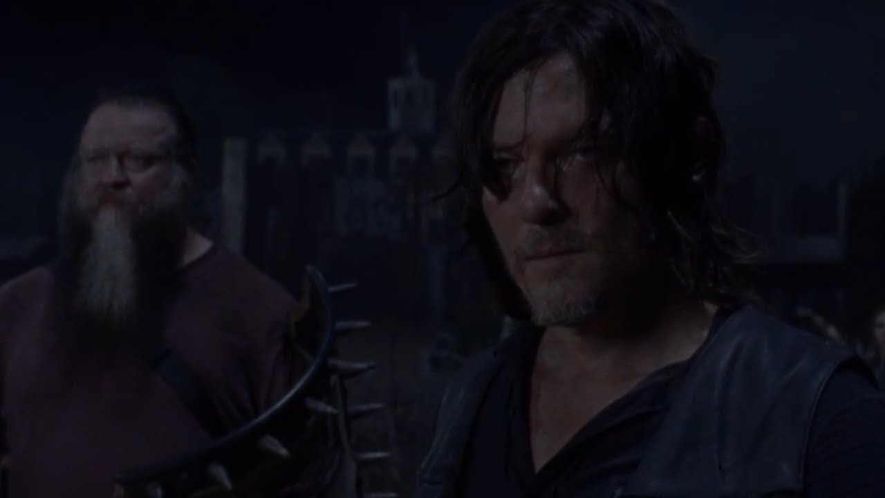 'The Whisperers Attack Hilltop' The Walking Dead 10x11 YouTube