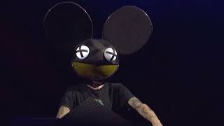 Deadmau5 - My Pet Coelacanth (Live @ Made in America Festival) ((Video Deadmau5)