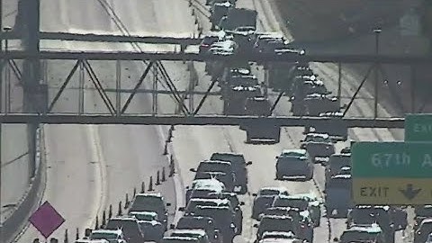 1 dead after driving off Loop-101 in Glendale and hitting a sign, authorities say