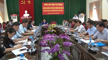 Phó Chủ tịch Quốc hội Tòng Thị Phóng thăm và làm việc tại huyện Phù Yên, tỉnh Sơn La