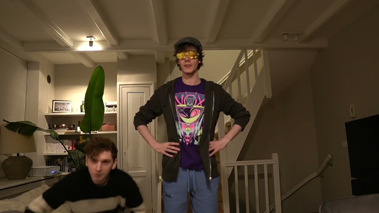 5UNDY HEIGHT CHECK - 5UP AND FUNDY IRL WOOO