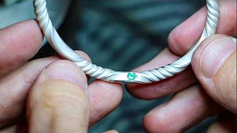 The Cobra Emerald Cuff Bracelet That's SHOCKINGLY Affordable