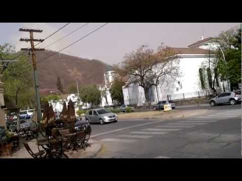 Un muerto y destrozos por el paso del Zonda en Salta