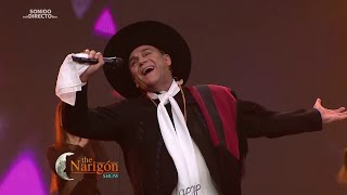 Vignette de la vidéo "Chaqueño Palavecino - Amor Salvaje / La Ley y la Trampa (En vivo en 'The Narigón Show')"