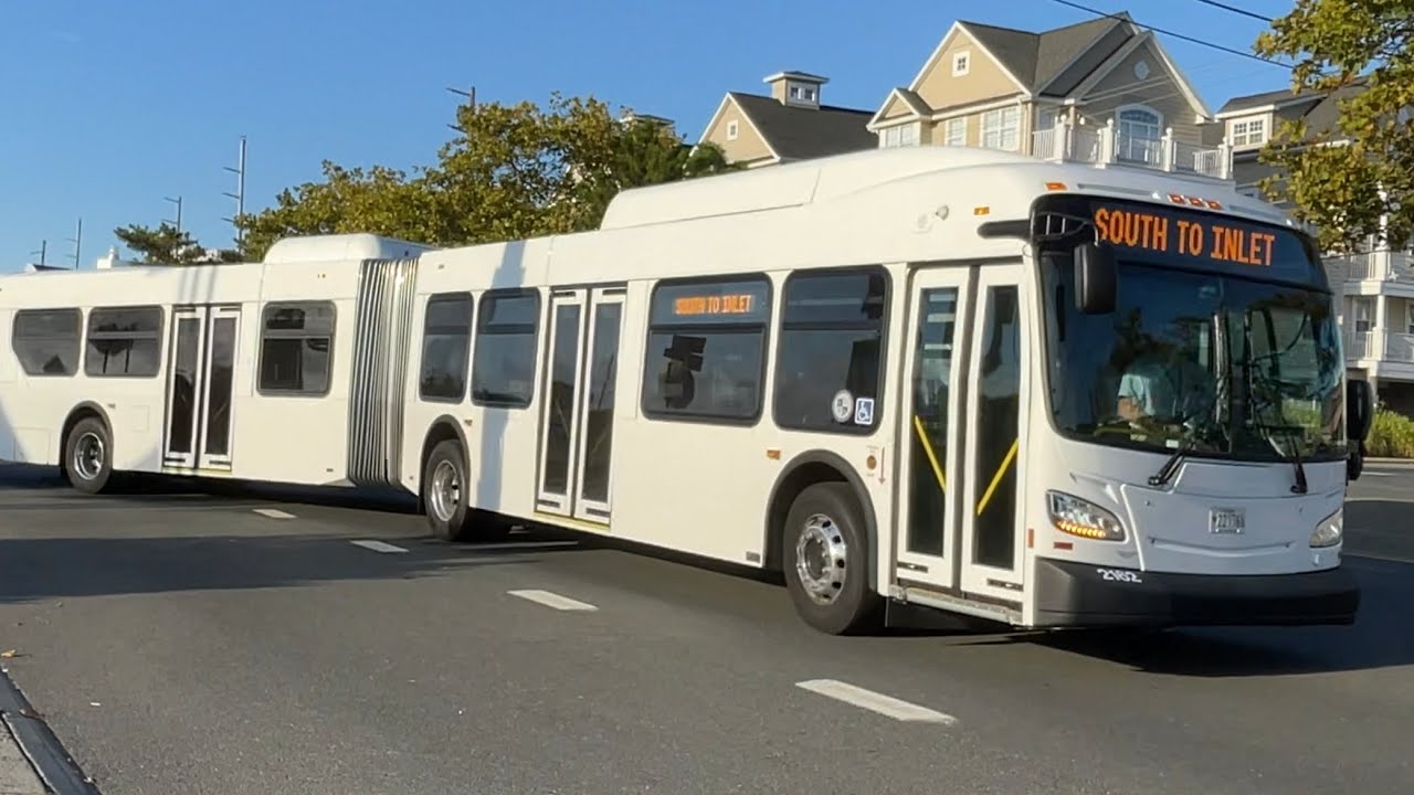 Exclusive!!! CHBB 2162 on route south to inlet - YouTube