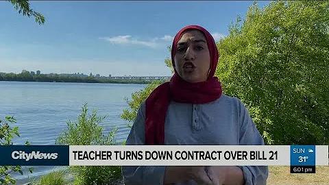 Teacher turns down contract over Bill 21