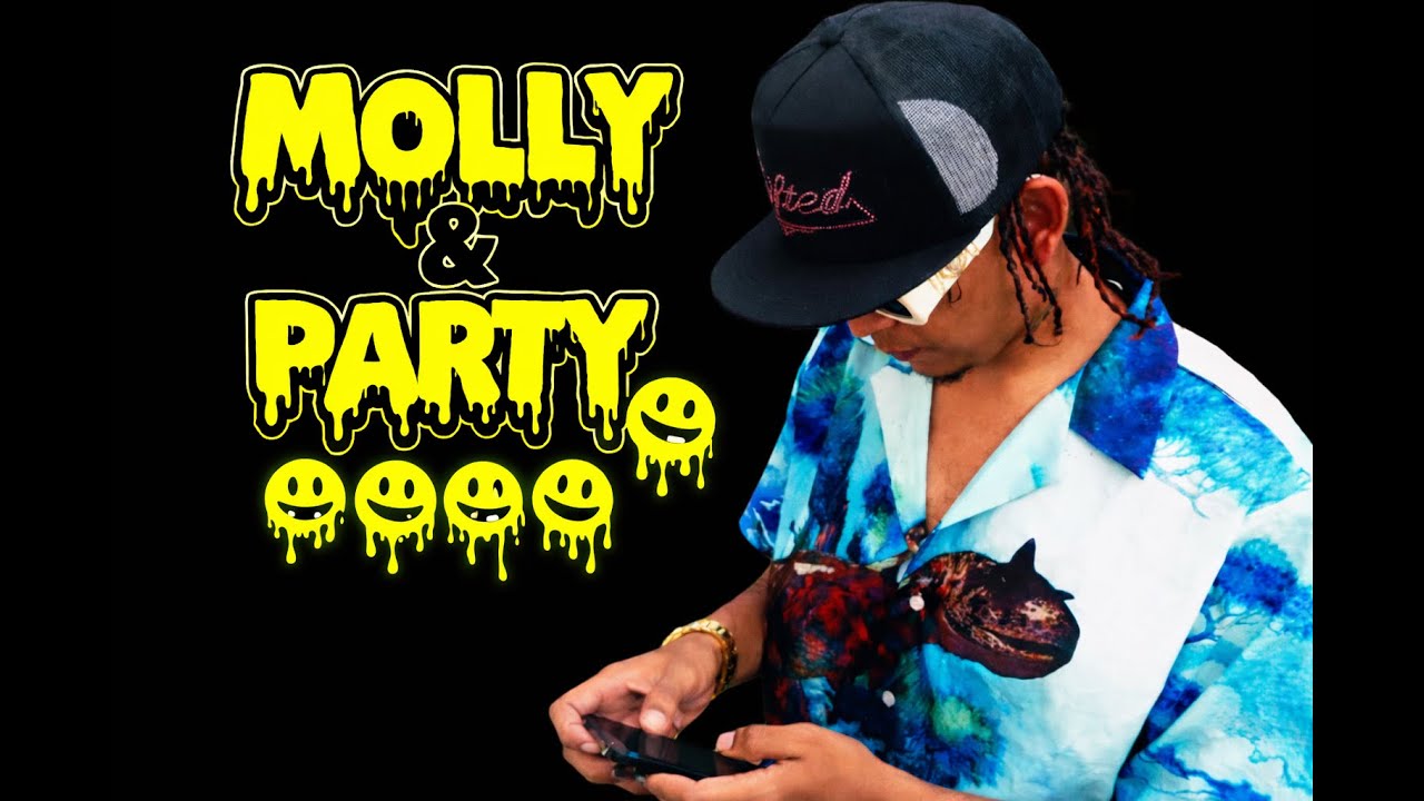 LA FAMA - MOLLY & PARTY  🥳 🎉. DIR BY. AR-15CaptureFilms📸