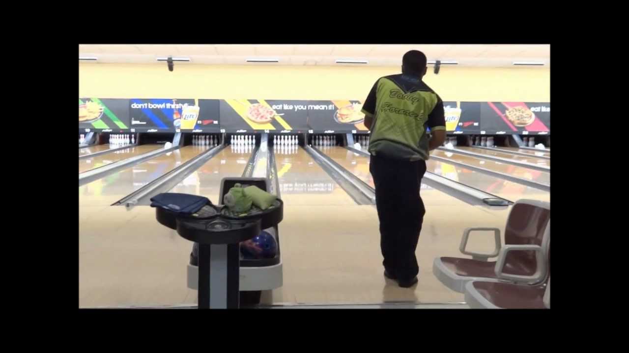 Ashley Dunn vs Bobby Hornacek - Junior Scratch Tour (JST) - AMF Riverside Lanes - 10/21/2012