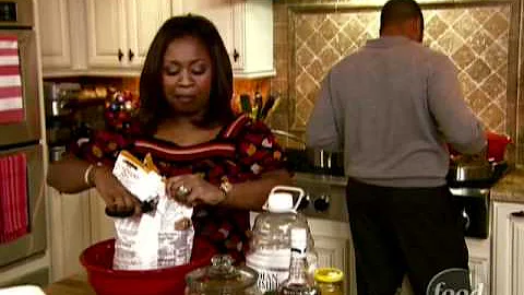 Neelys' Cornbread Stuffing - Food Network