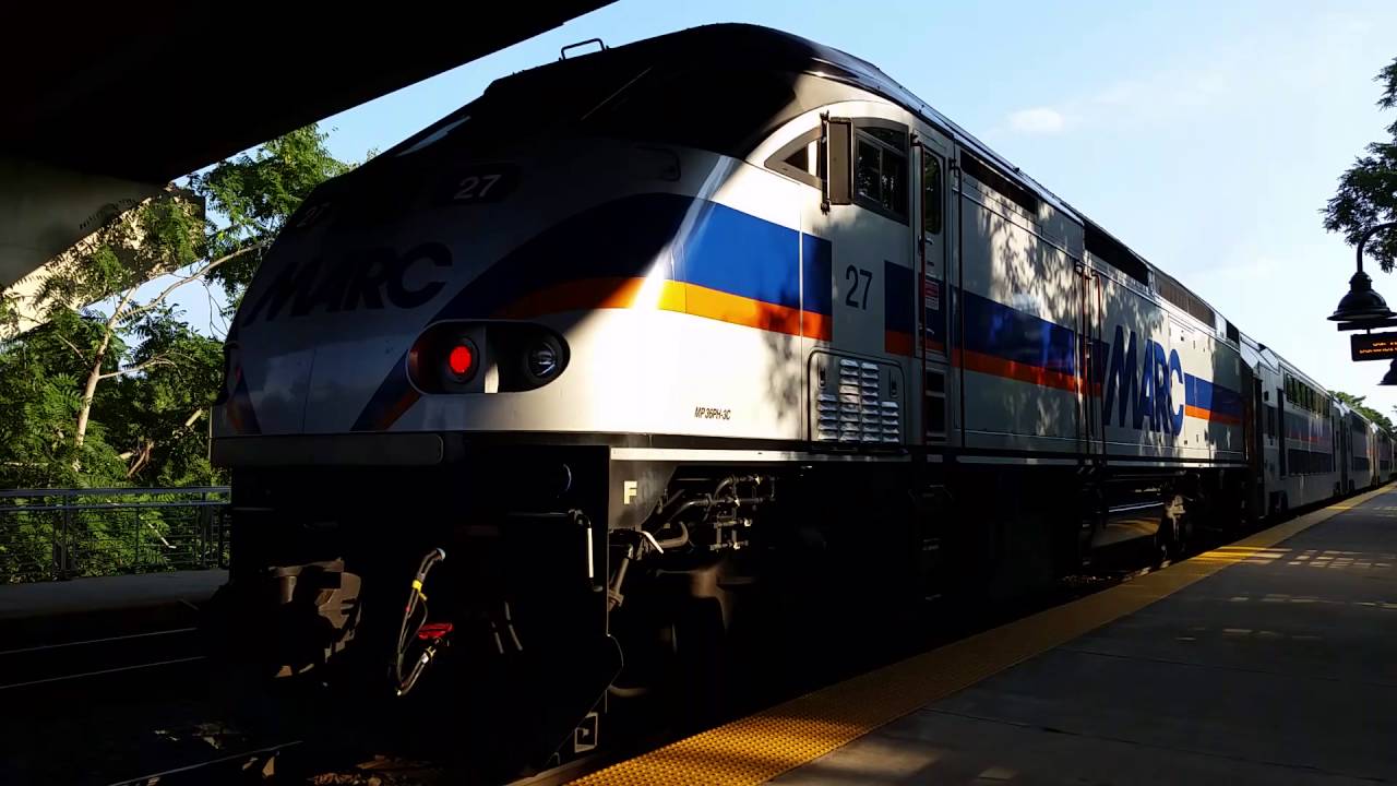 MARC train 27 MP36PH-3C idle and rev take off from Dorsey station - YouTube
