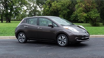 2017 Nissan LEAF - Connecting Procedure - with Navigation (if so equipped)