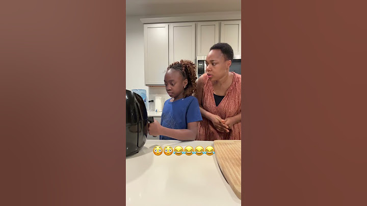 Cooking with my baby be like😂 #funny #comedy #trend #youtubeshorts #cooking #fypシ゚ #laugh