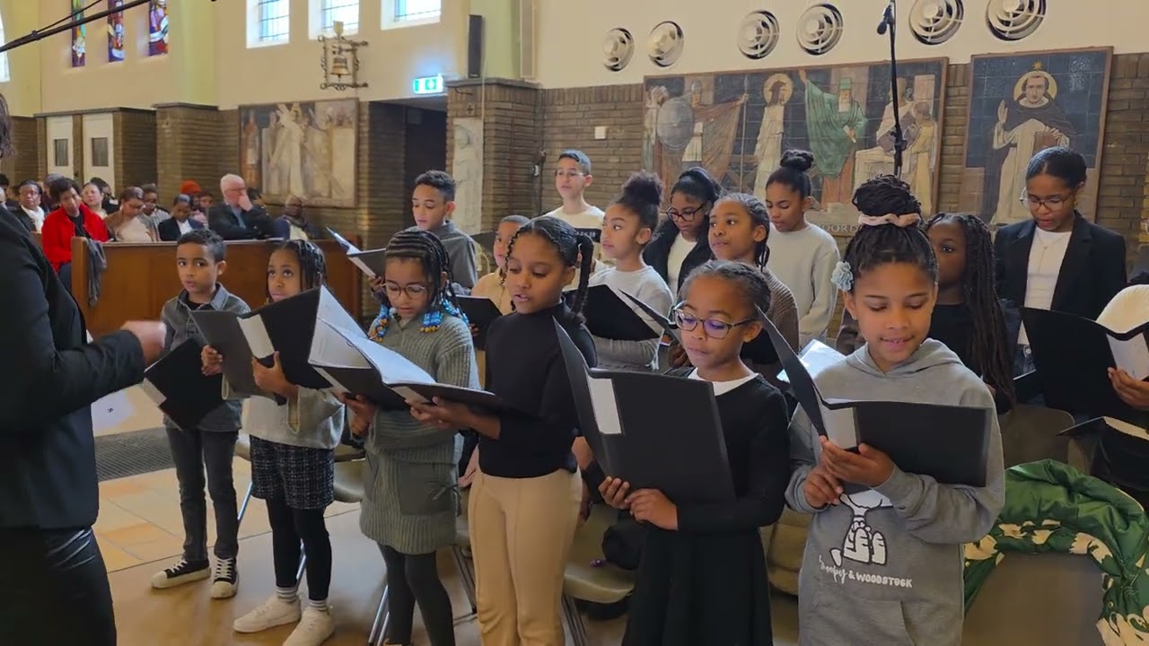 Corro de crianças em Roterdam