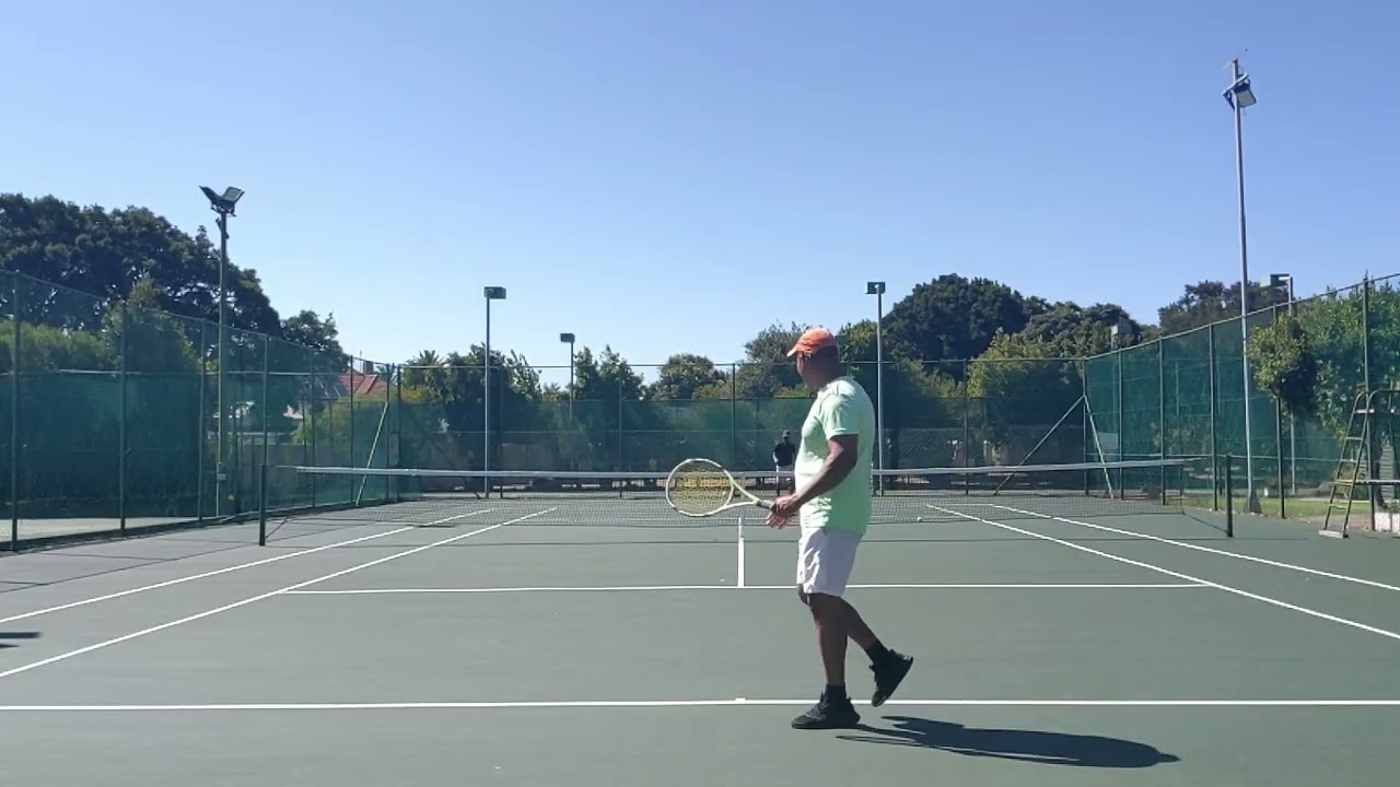 Deep return of serve 2