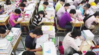 中国の大学生 ストレス解消の為 スイカ１トンを潰す 20160601