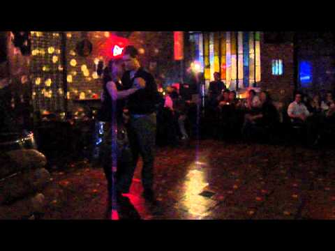 Bainey Thierry y Maria Fernanda Garcia Araoz - Nido Gaucho - Di Sarli -Tucuman- Argentina