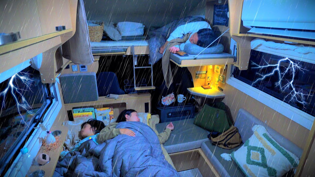 Автомобильный поход в осеннюю бурю | Путешествие по осенним листьям и искусству