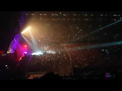Linkin Park - Crawling Piano Version Live @ The 02 Arena London England 03/07/17