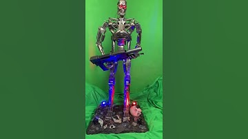 Hachette 1:2 scale Terminator. Complete.