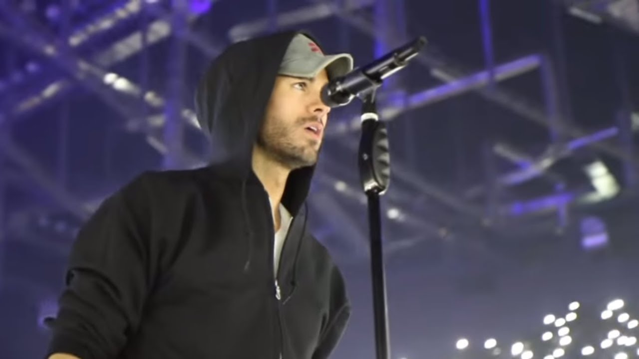 Enrique Iglesias - Krakow, Poland - Enrique Iglesias 2018-09-21 21:40 Enrique Iglesias - Krakow, Poland - Enrique Iglesias 2018-09-21 21:40