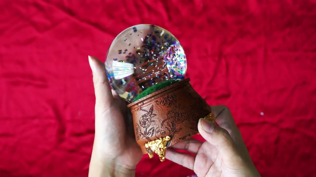 Taylor Swift - The Eras Tour Snow globe Unboxing