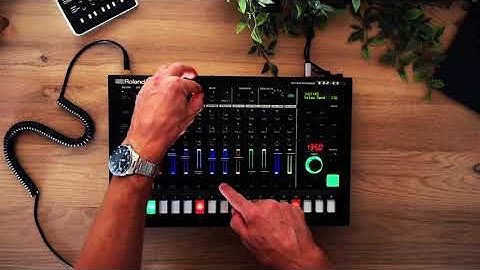 Hypnotic Techno live track « Heart » | Dawless jam with Roland TR-8S | 135 BPM